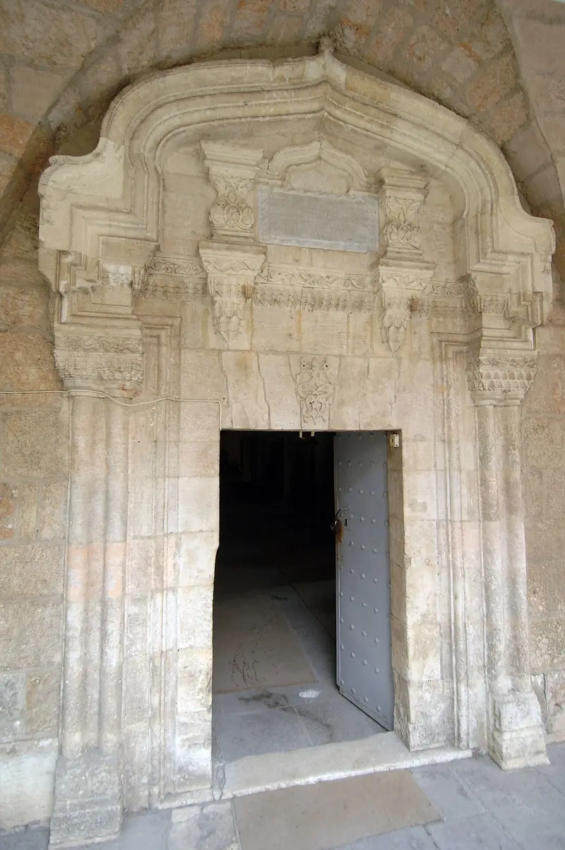 Kuruköprü Anıt Müzesi ve Geleneksel Adana Evi