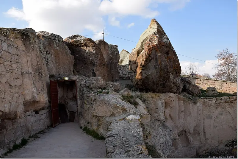 Saratlı Kırkgöz ve Aziz Mercurius Yeraltı Şehirleri