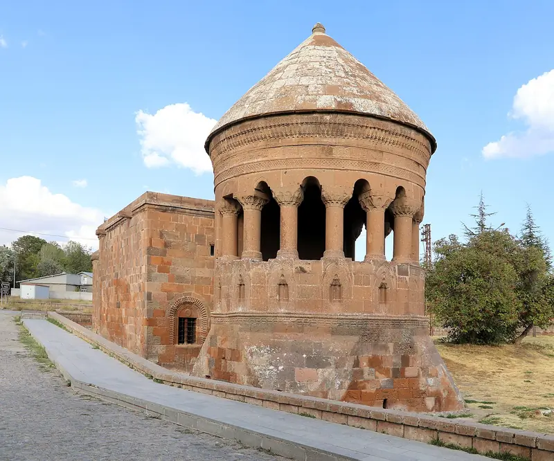 Emir Bayındır Kümbeti ve Ahlat Kümbetleri