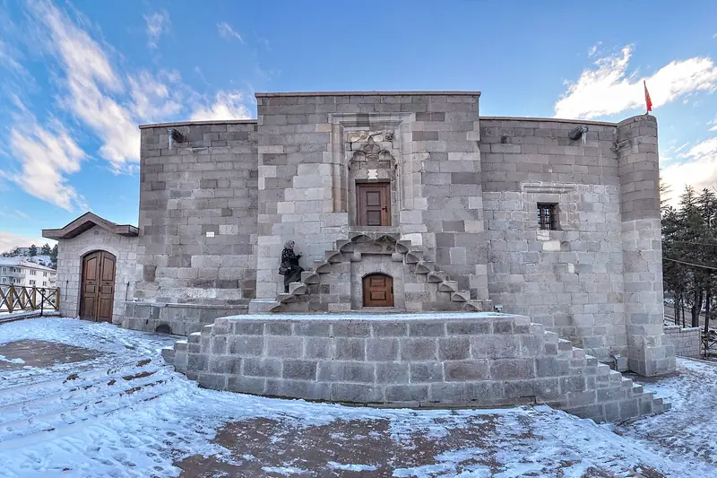 Taş Mescit (Cemaleddin Ferruh Darülhadisi)