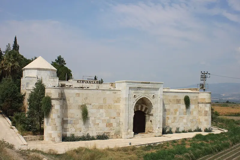 Akhan Kervansarayı
