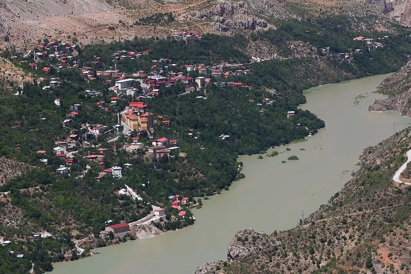 Kemaliye (Eğin) Tarihi Kenti