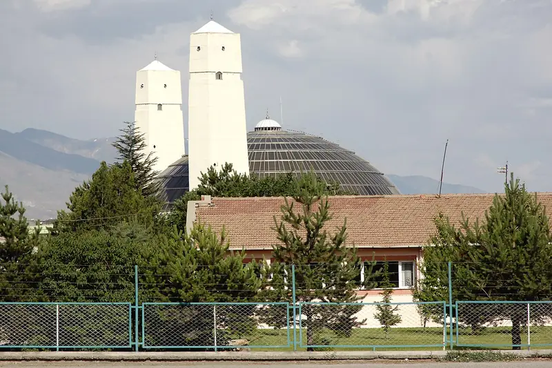 Terzibaba Türbesi ve Camii
