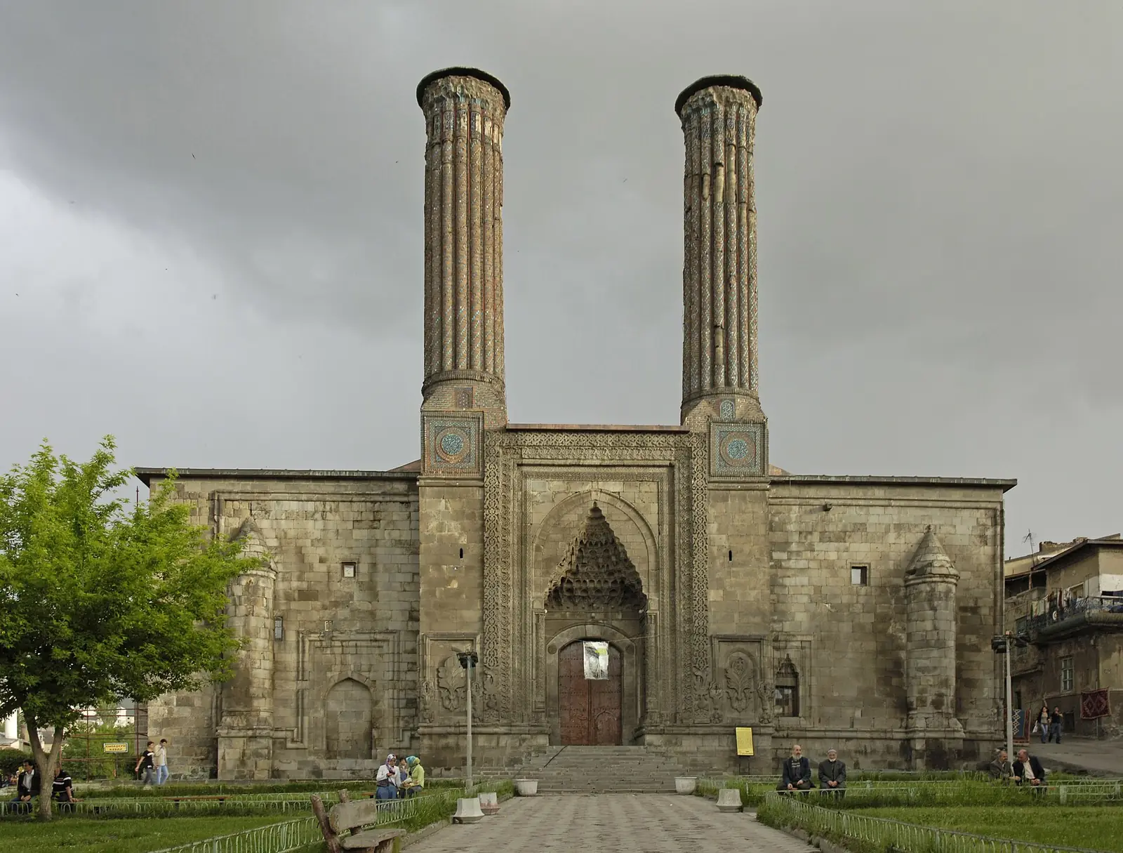 Erzurum Gezi Rehberi 2026: Gezilecek Yerler, Havalimanı, Ulaşım ve Yemekler