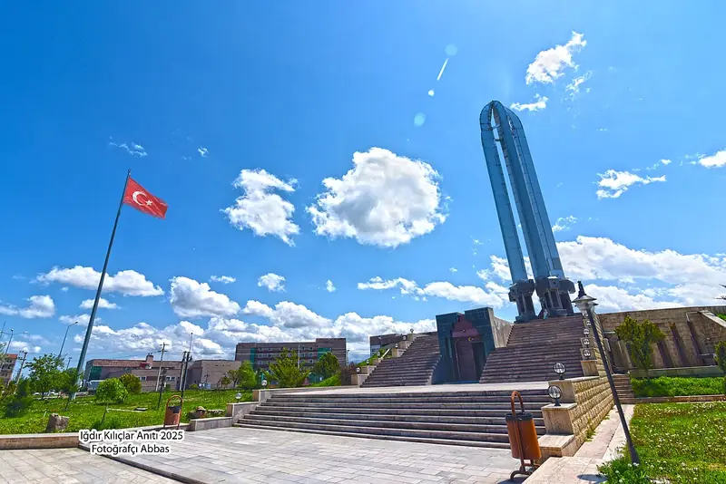 Iğdır Şehitler Anıtı ve Müzesi