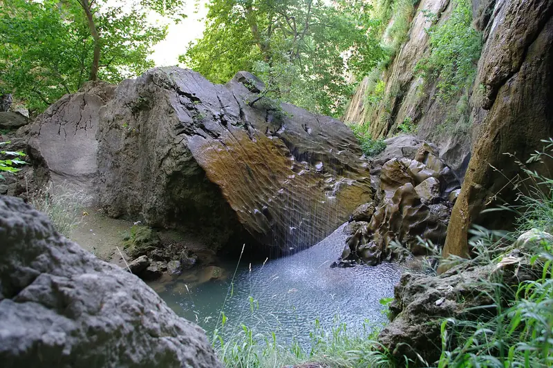 Döngel Mağaraları