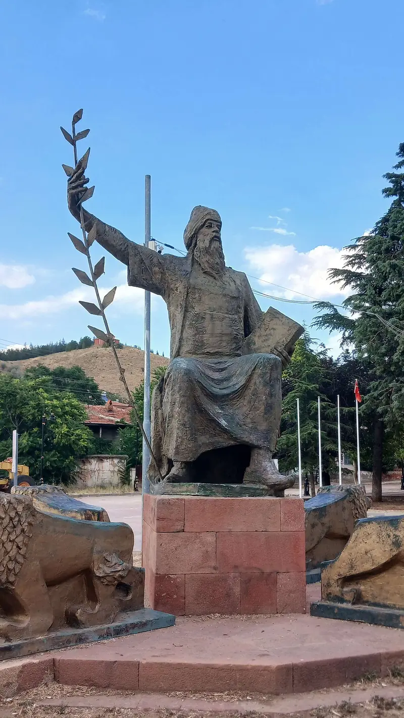 Hasandede Türbesi ve Camii