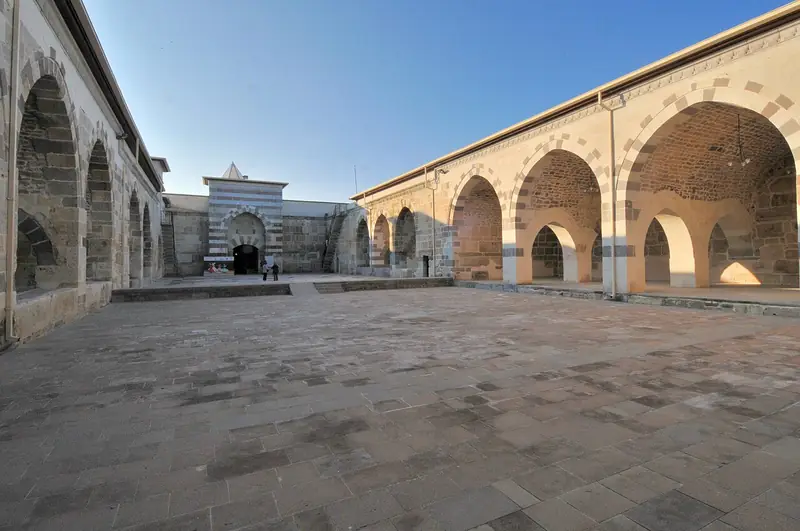 Zazadin Hanı
