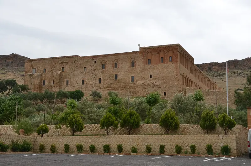 Deyrulzafaran Manastırı