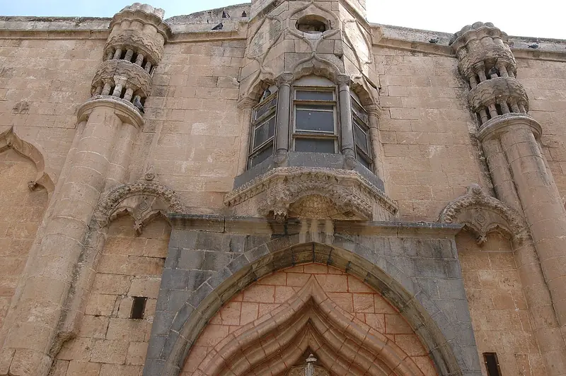 Fırfırlı Camii ve Selahaddin Eyyubi Camii (Büyükyol)
