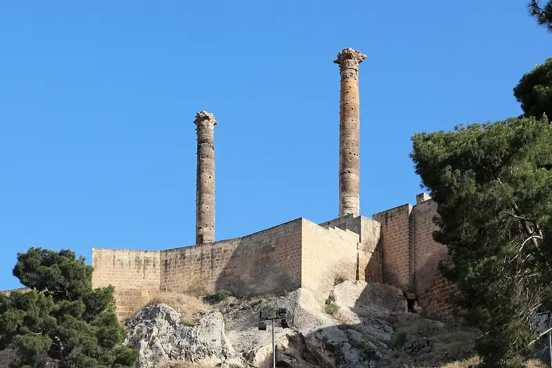 Urfa Kalesi ve Aynzeliha Gölü