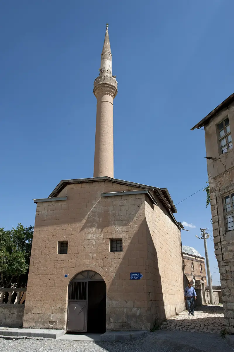 Adakale (Derzin) Kilisesi (Baykan)