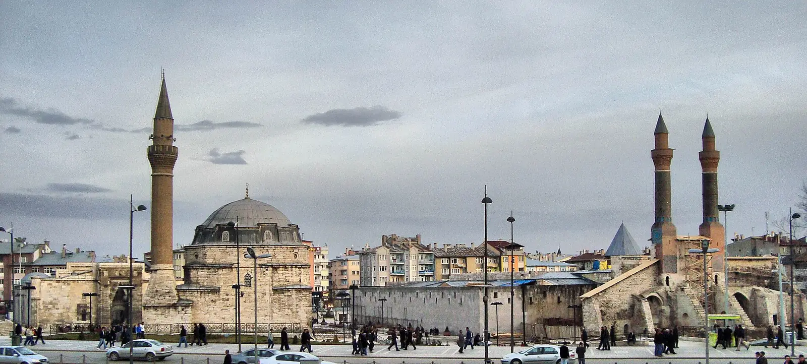 Sivas Gezi Rehberi 2026: Gezilecek Yerler, Havalimanı, Ulaşım ve Yemekler