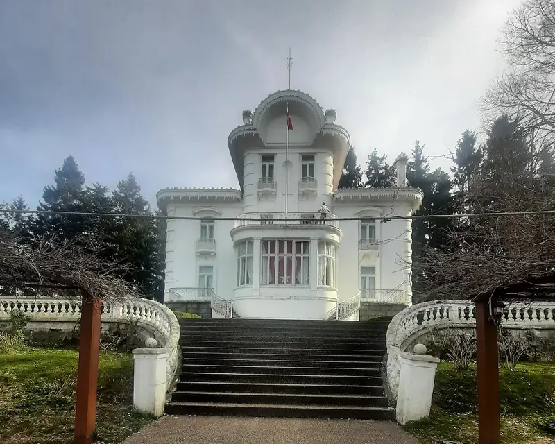 Atatürk Köşkü