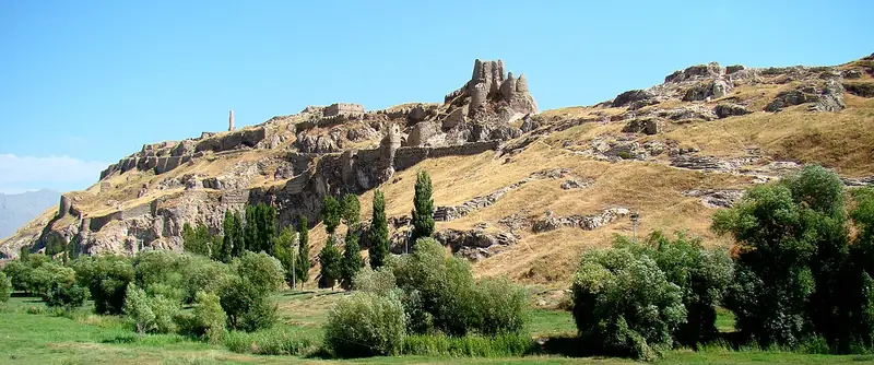 Van Kalesi (Tuşpa) ve Eski Van Şehri