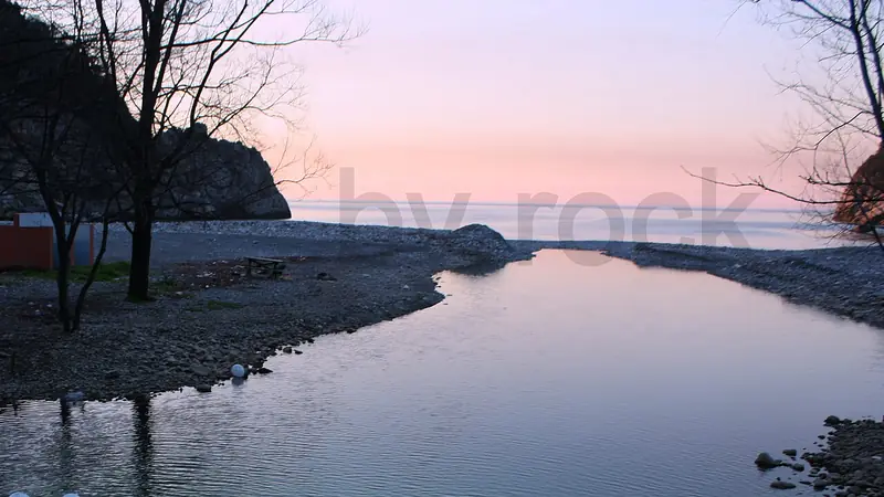 Değirmenağzı Şelalesi ve Plajı (Kozlu)